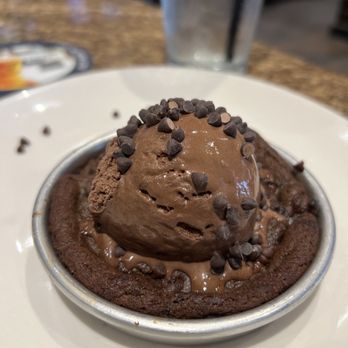 BJ's Restaurant & Brewhouse - Triple chocolate - American Near Me - Arcadia, California BJ's Restaurant & Brewhouse - Triple chocolate - American Near Me - Arcadia, California