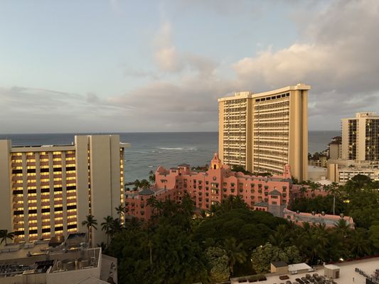 OUTRIGGER Waikiki Beachcomber Hotel by null