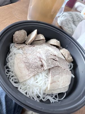 Com Nha Kitchen & Bar by null