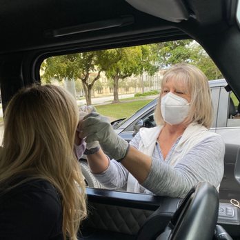 The Brow Shoppe - Brow Shaping an threading are being done outside for your safety!! - Threading Services Near Me - Coral Gables, Florida The Brow Shoppe - Brow Shaping an threading are being done outside for your safety!! - Threading Services Near Me - Coral Gables, Florida