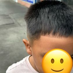 Urban Barber College - 2024 - barber said he couldn't blend then sharp edge or cut it any shorter without making it look bad