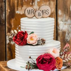 Wicked Good Bakery - 2 Tier wedding cake