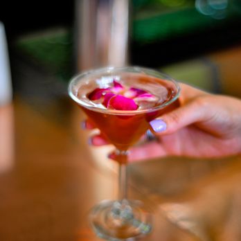 Tavolino - HIBISCUS MARTINI - Italian Near Me - Foxborough, Massachusetts Tavolino - HIBISCUS MARTINI - Italian Near Me - Foxborough, Massachusetts