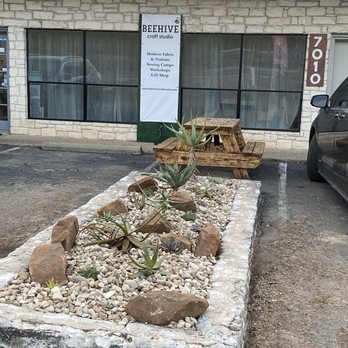 Beehive Craft Studio - Fabric Stores Near Me - Austin, Texas