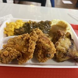 Hartz Chicken Buffet - Chicken was really good... better than KFC.