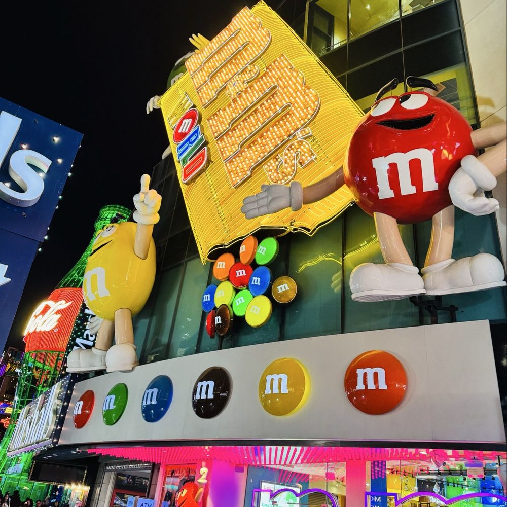 M&M'S World - When in Vegas! - Chocolatiers & Shops Near Me - Las Vegas, Nevada M&M'S World - When in Vegas! - Chocolatiers & Shops Near Me - Las Vegas, Nevada