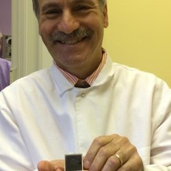 James R Sunners, DDS - Here he is showing me my crown and asking me if I would be his patient. LOL