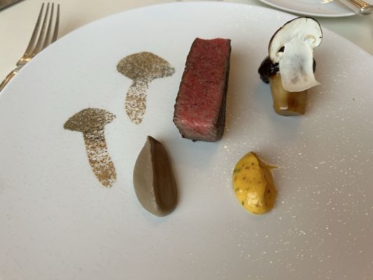 Restaurant Petrus by null