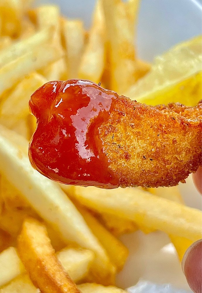 GROUNDERS WORLD FAMOUS GARLIC FRIES Updated September 2024 1250 1st Ave S, Seattle