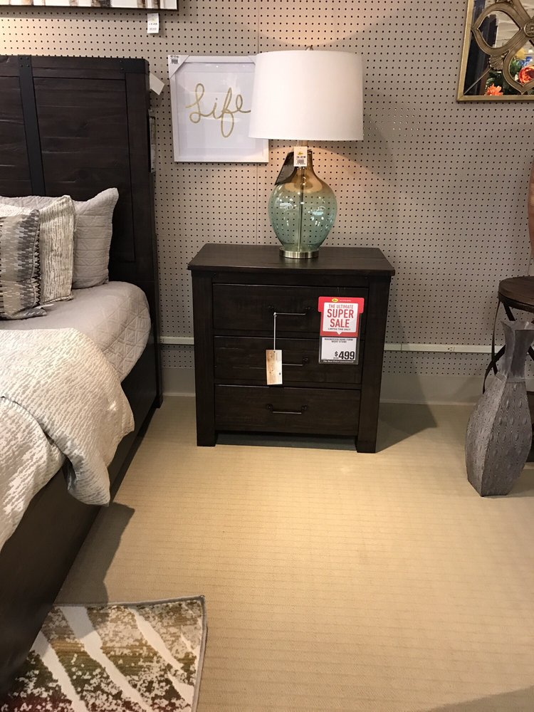 LEON’S BURLINGTON Updated October 2024 13 Photos & 16 Reviews