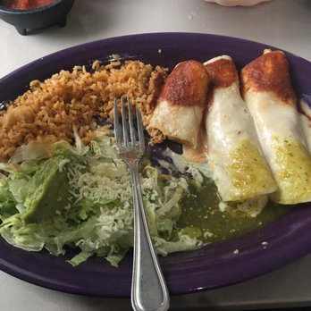 El Huasteco - Enchiladas bandera - Beer Bar Near Me - Bracey, Virginia