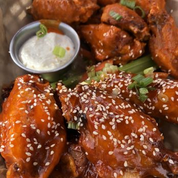 High Side Bar & Grill - 2lb Sweet & spicy and garlic buffalo wings. Someone from NY or who studied buffalo wings made these! - Wine Bars Near Me - Salida, Colorado High Side Bar & Grill - 2lb Sweet & spicy and garlic buffalo wings. Someone from NY or who studied buffalo wings made these! - Wine Bars Near Me - Salida, Colorado