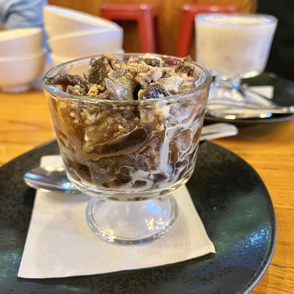 Somtum Der - Black Jelly with Fresh Milk - Thai Near Me - New York, New York Somtum Der - Black Jelly with Fresh Milk - Thai Near Me - New York, New York