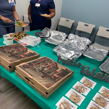 ELI’S PIZZA PASTA - Updated May 2024 - 122 Photos & 130 Reviews - 766 ...