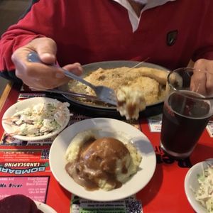 Bernie S Dining Depot Takeout Delivery 278 Photos 246 Reviews Steakhouses 749 James St Chicopee Ma Restaurant Reviews Phone Number Yelp