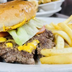 The Bowman House Southern Kitchen - Big Foot Burger
