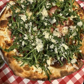 Grimaldi's Pizzeria - Prosciutto arugula pizza - Pizza Near Me - Las Vegas, Nevada