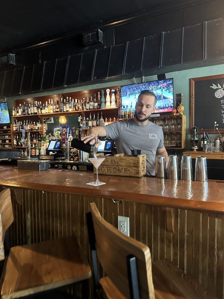 The Grove Bar Image