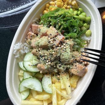 Big Fin Poké - Byo bowl - Poke Near Me - Melrose, Massachusetts