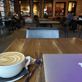 Brasil - Cafe latte - Breakfast & Brunch Near Me - Houston, Texas