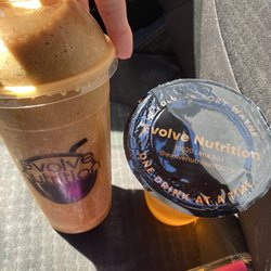 Evolve Nutrition - Cafe caramel with peach tea and mandarin aloe
