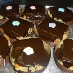 Hermine's Old World Confections - Delicious tarts!