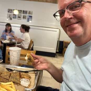 Front Street Fish - Flounder - Seafood Near Me - New Bern, North Carolina