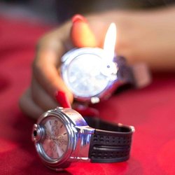 Q & A Wholesale - Watch Lighter that keeps real time - Refillable