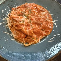 The Lantern - Chicken & Chorizo pasta