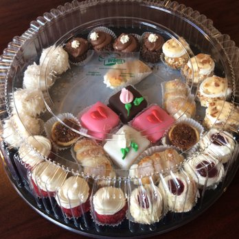 Prantl's Bakery - Jr. pastry tray on too big of a tray. - Bakeries Near Me - Pittsburgh, Pennsylvania Prantl's Bakery - Jr. pastry tray on too big of a tray. - Bakeries Near Me - Pittsburgh, Pennsylvania