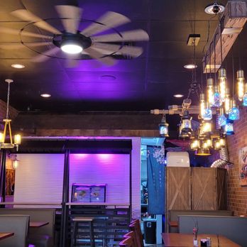 Charm Thai - Cool lighting - Thai Near Me - Hoover, Alabama