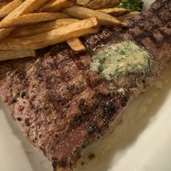 DOLPHIN BAR &amp; GRILL - Updated January 2025 - 29 Photos &amp; 14 