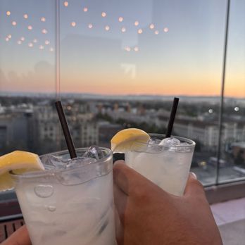 Study Hall Rooftop Lounge - Lemonade - Lounges Near Me - Berkeley, California