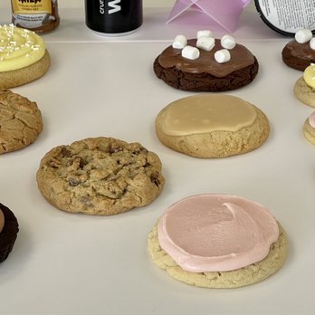 Crumbl - Joplin - Today's selection - Bakeries Near Me - Joplin, Missouri Crumbl - Joplin - Today's selection - Bakeries Near Me - Joplin, Missouri