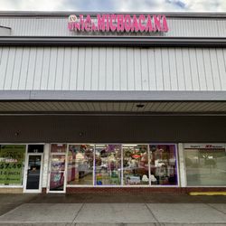 La Unica Michoacana - Outside