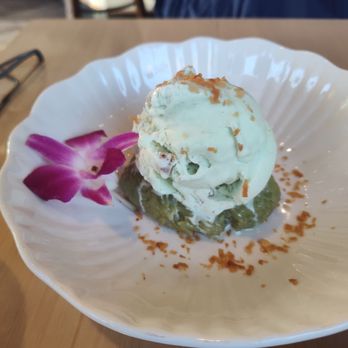 UThai Bistro - Pistachio ice cream with warm glutinous rice. So good! - Thai Near Me - Woodbury, New York UThai Bistro - Pistachio ice cream with warm glutinous rice. So good! - Thai Near Me - Woodbury, New York