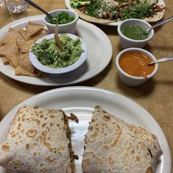 Los Compadres - Burrito al pastor and tacos al pastor - Mexican Near Me - Elizabeth, New Jersey