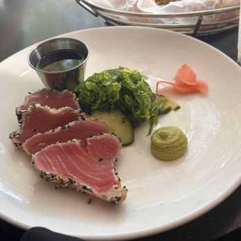 101 Ocean - Ahi Sesame Tuna - New American Near Me - Lauderdale-by-the-Sea, Florida