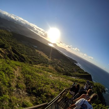 Diamond Head State Monument - Crowds for the top - Parks Near Me - Honolulu, Hawaii Diamond Head State Monument - Crowds for the top - Parks Near Me - Honolulu, Hawaii