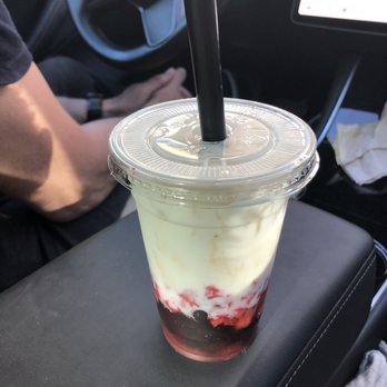 Kamurocho - Strawberry Matcha Latte with boba! - Shaved Ice Near Me - Pleasanton, California Kamurocho - Strawberry Matcha Latte with boba! - Shaved Ice Near Me - Pleasanton, California