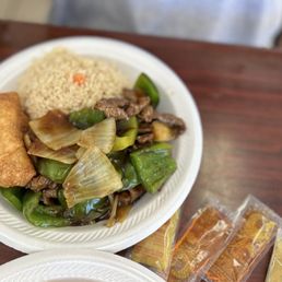 Beef and L7. Pepper Steak with Onion Lunch Speical
