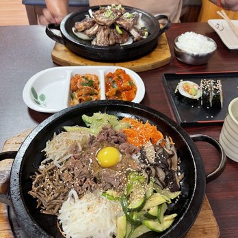 Kimchi BBQ Korean & Japanese Restaurant - restauracja korean w Warszawie