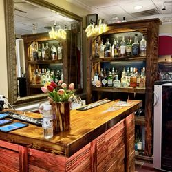 Hunkar Restaurant - The bar
