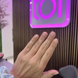 Toi Spa - Boynton Beach - Dazzle Dry manicure