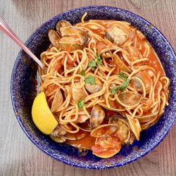 Locali - Spicy clams with pasta