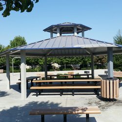 Monterey Park - Shaded picnic area