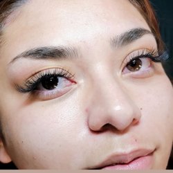 Lashes By Dells - Cashmere lashes.