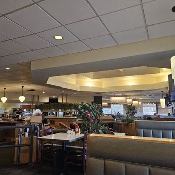 Truck World-Globe Restaurant - Restaurants Near Me - Hubbard, Ohio Truck World-Globe Restaurant - Restaurants Near Me - Hubbard, Ohio