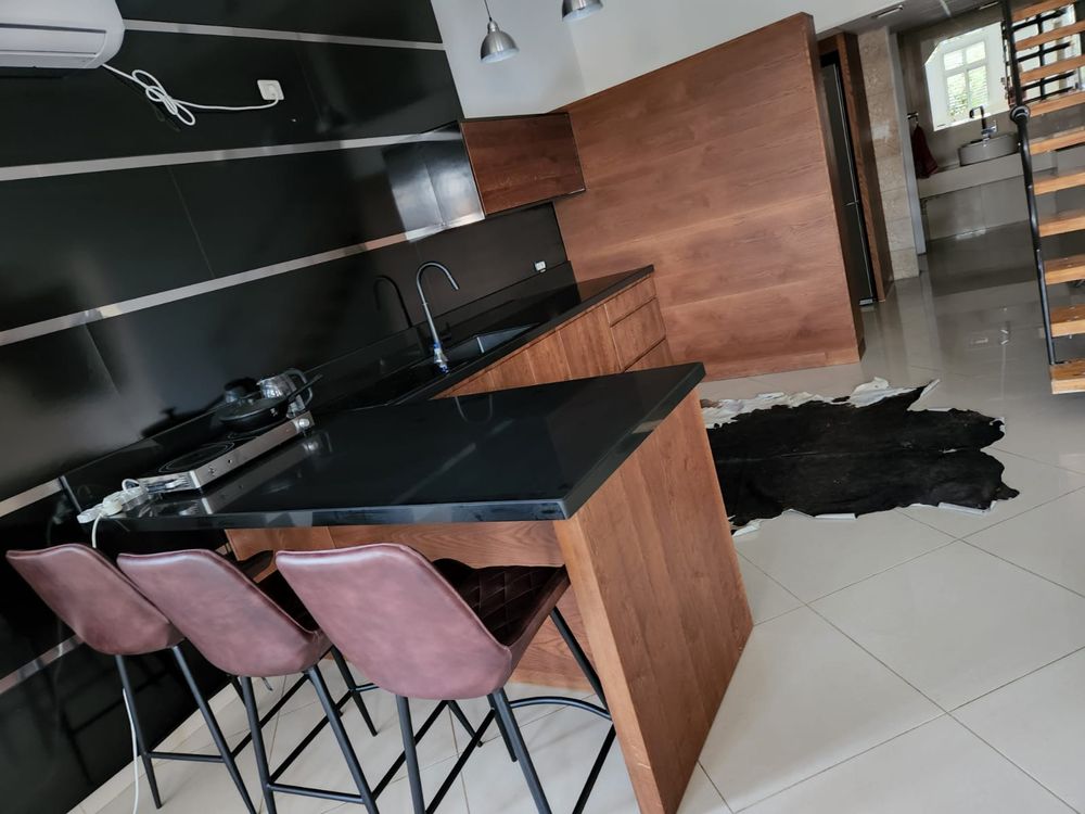 Slide of Bloom Renovations