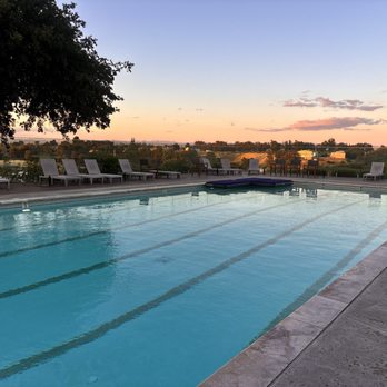 Sun Outdoors Paso Robles - RV Parks Near Me - Paso Robles, California